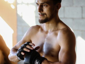 18 Shortest UFC Fighters Ever: Formidable Athletes Under 5’5